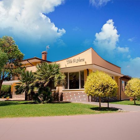 Hotel Villa Aurora Latina Exteriör bild