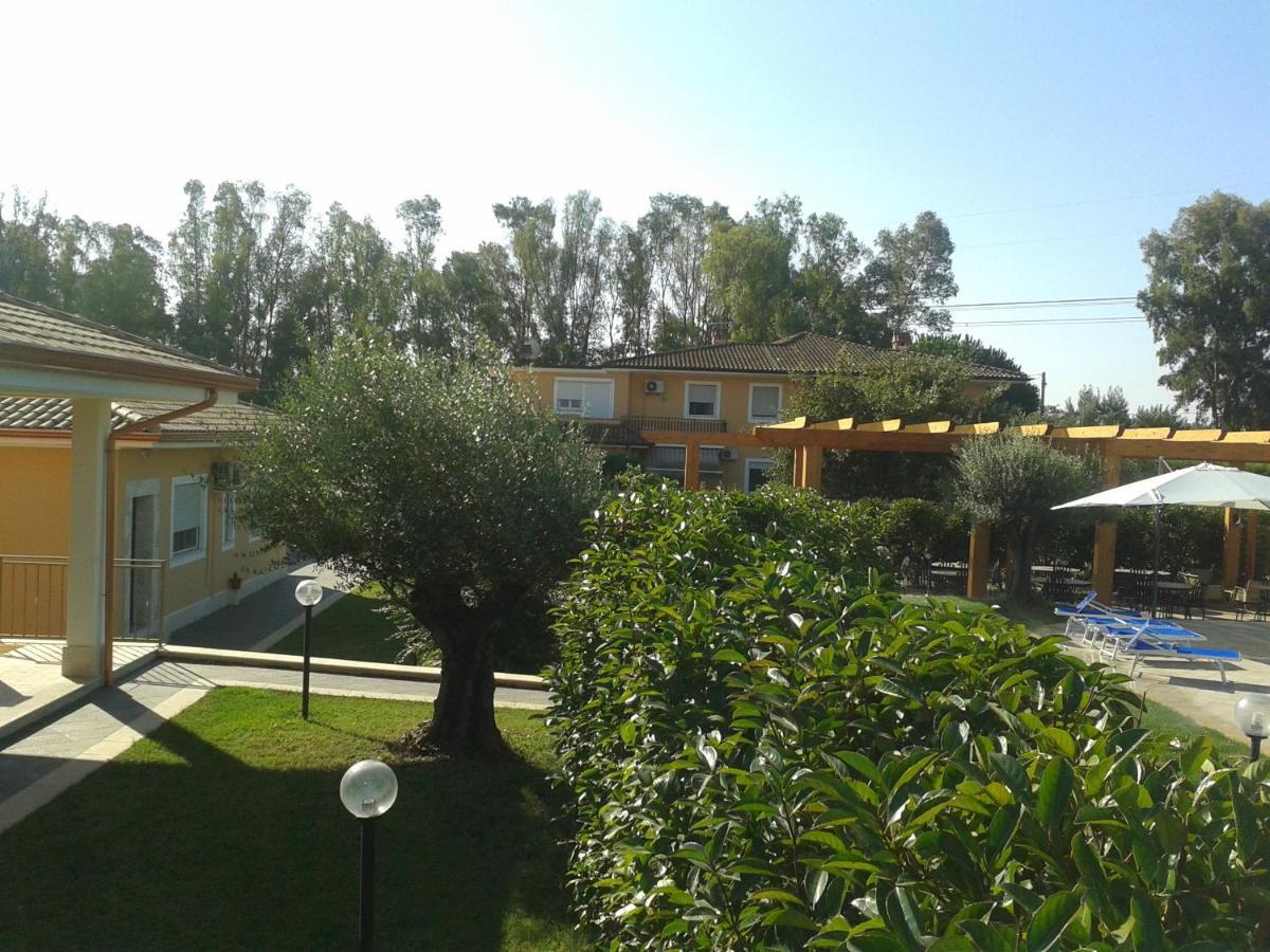 Hotel Villa Aurora Latina Exteriör bild